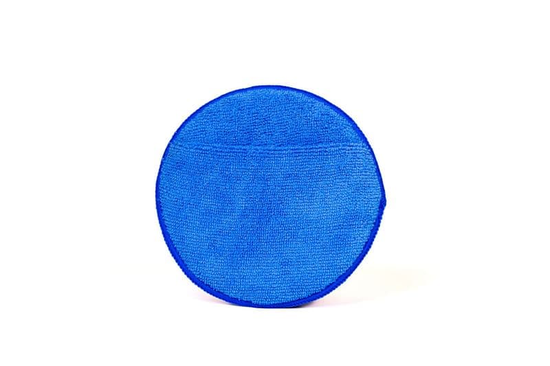 Microfiber applicator mitt for leather care